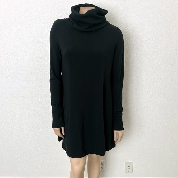 [CAbi] Black Oversized Funnel Neck Long Sleeve A-Line Tunic Dress Size Medium M - Picture 1 of 11